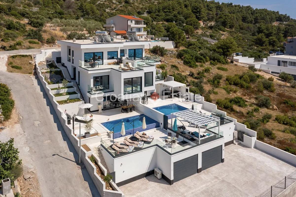2 - venda casa a praia ao pé rogoznica sibenik croácia