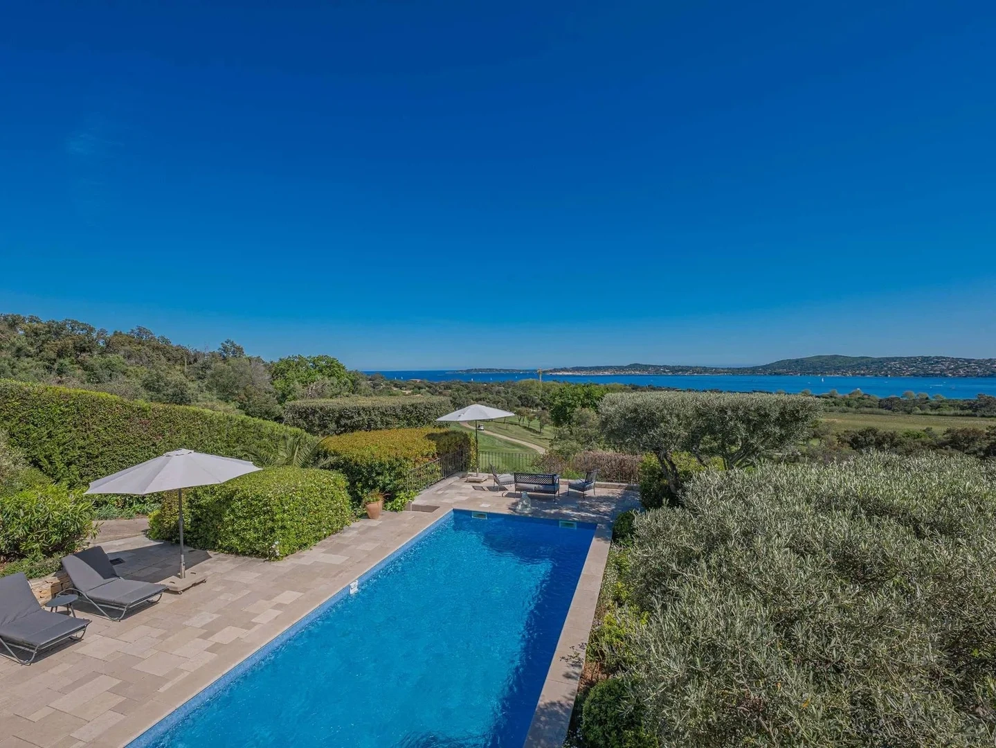 1 - location vacances villa vue mer grimaud var france