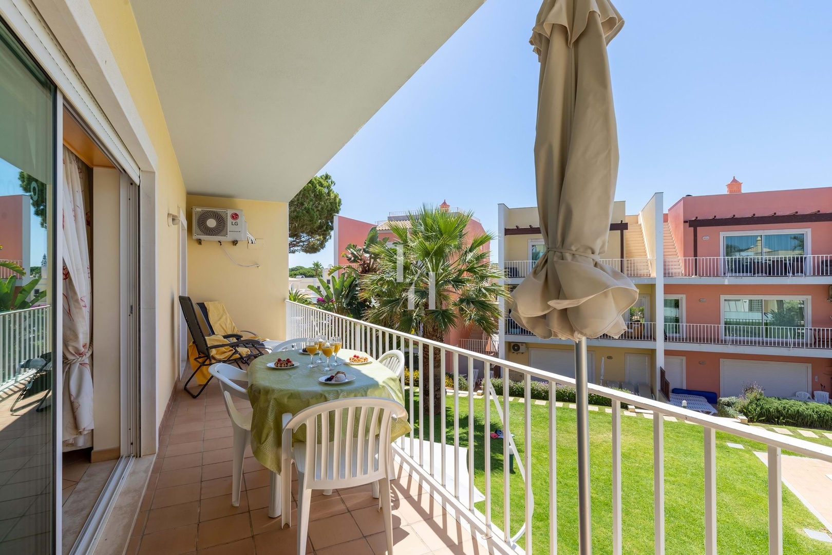 2 - location vacances appartement plage à pied quarteira algarve portugal