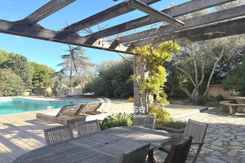 2 - venta casa poussan hérault francia