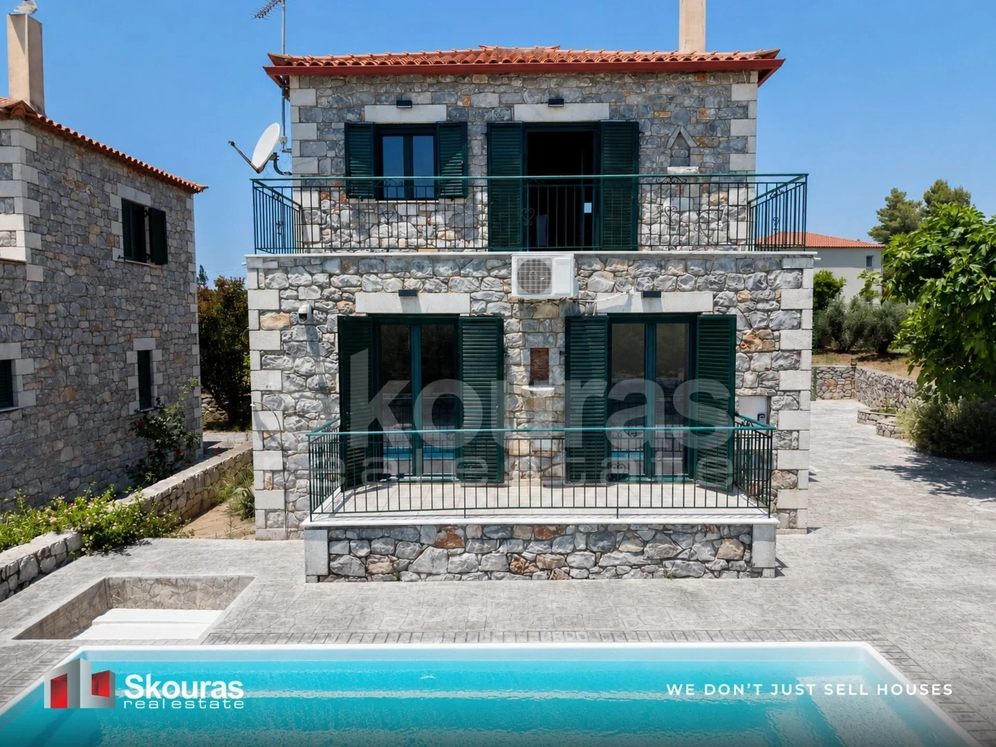 2 - vente maison plage à pied stoúpa péloponnèse grèce