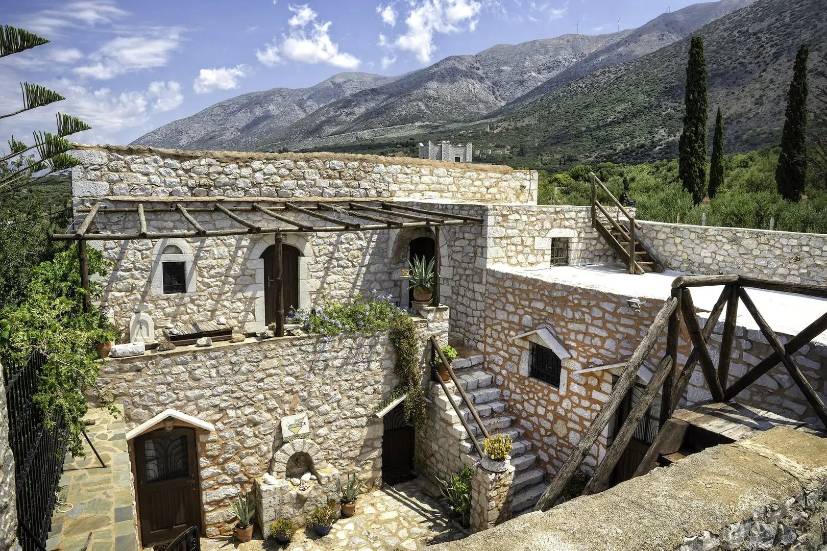 1 - vendita casa vista mare kafióna peloponneso grecia