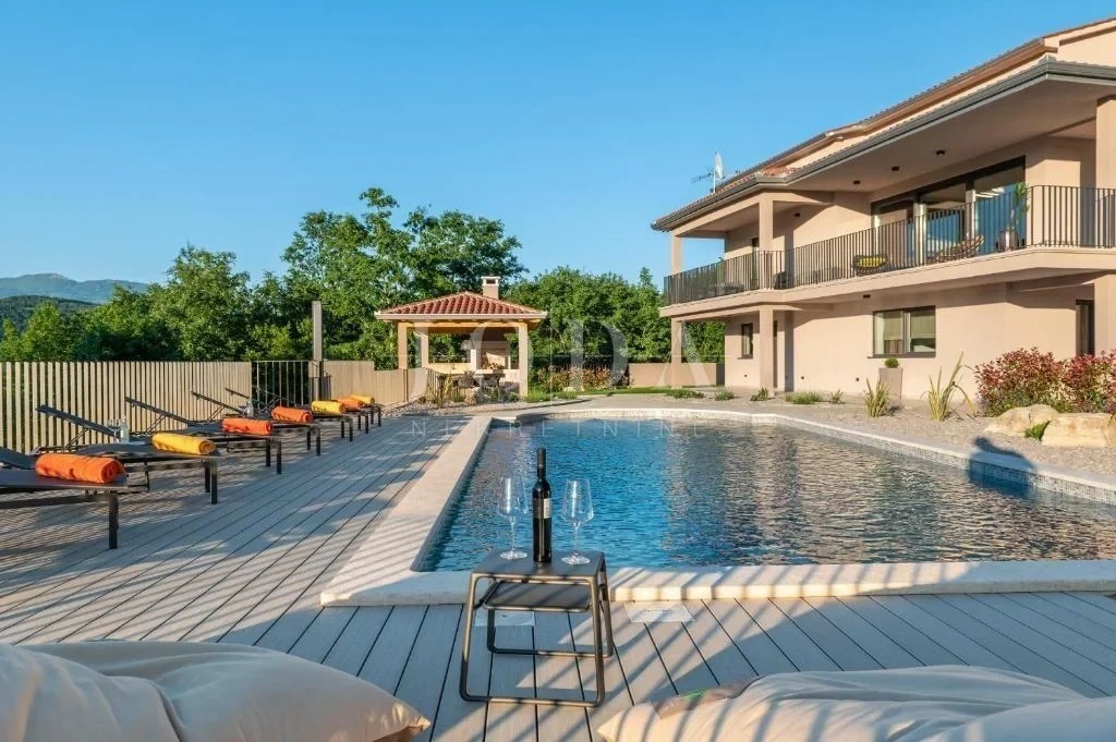 2 - venta casa pićan istria croacia