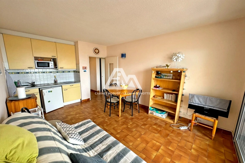 1 - venda apartamento vista de mar la grande-motte herault frança