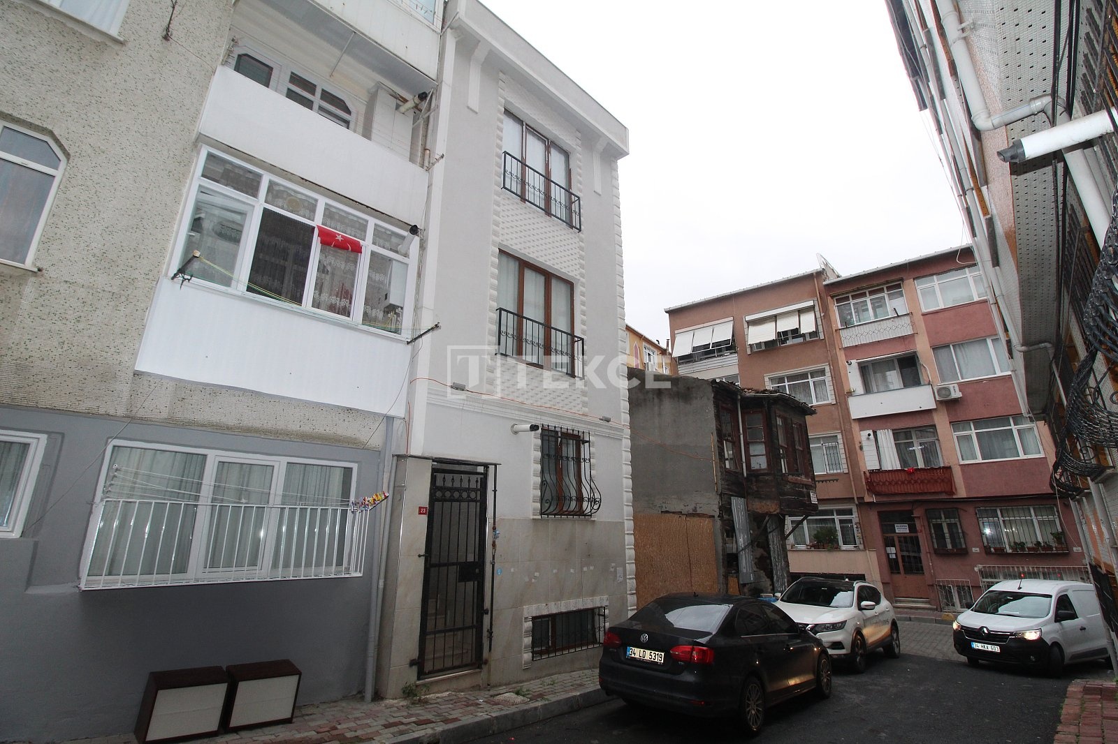 1 - beach walk building for sale in fatih istanbul turkey