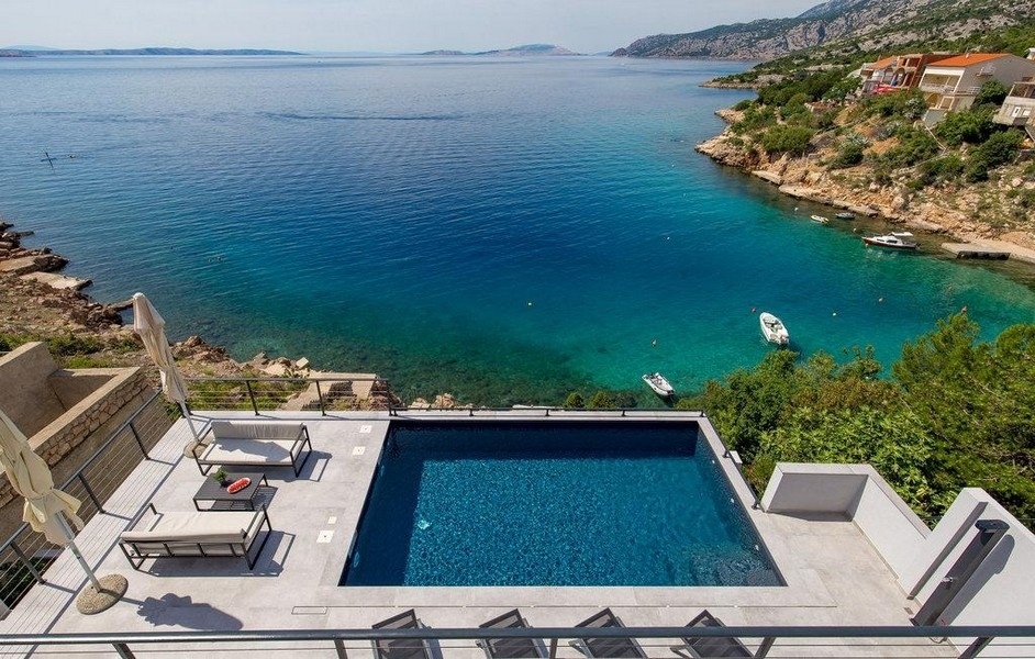 1 - vendita casa vista mare karlobag lika-segni croazia
