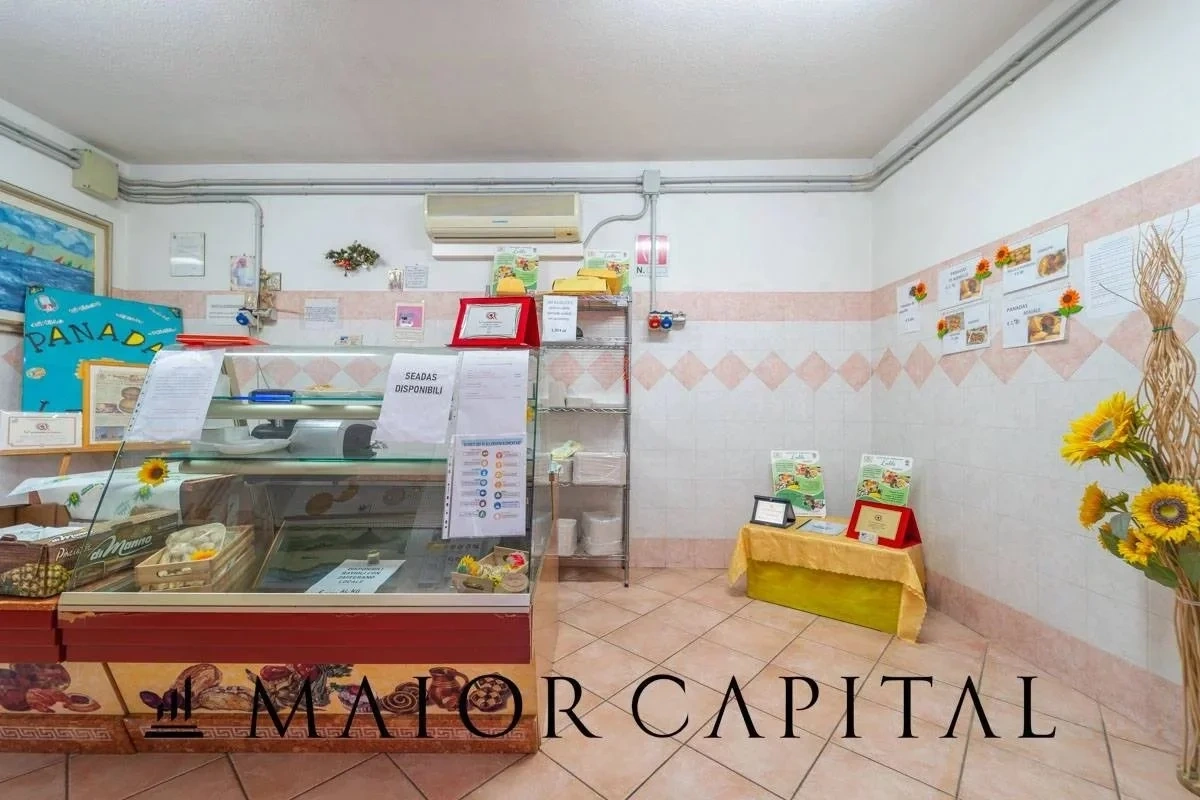 2 - vente commerce oschiri sardaigne italie