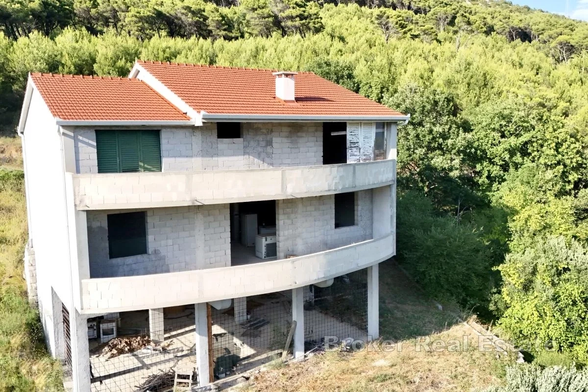 2 - venta casa vista al mar omiš split-dalmacia croacia