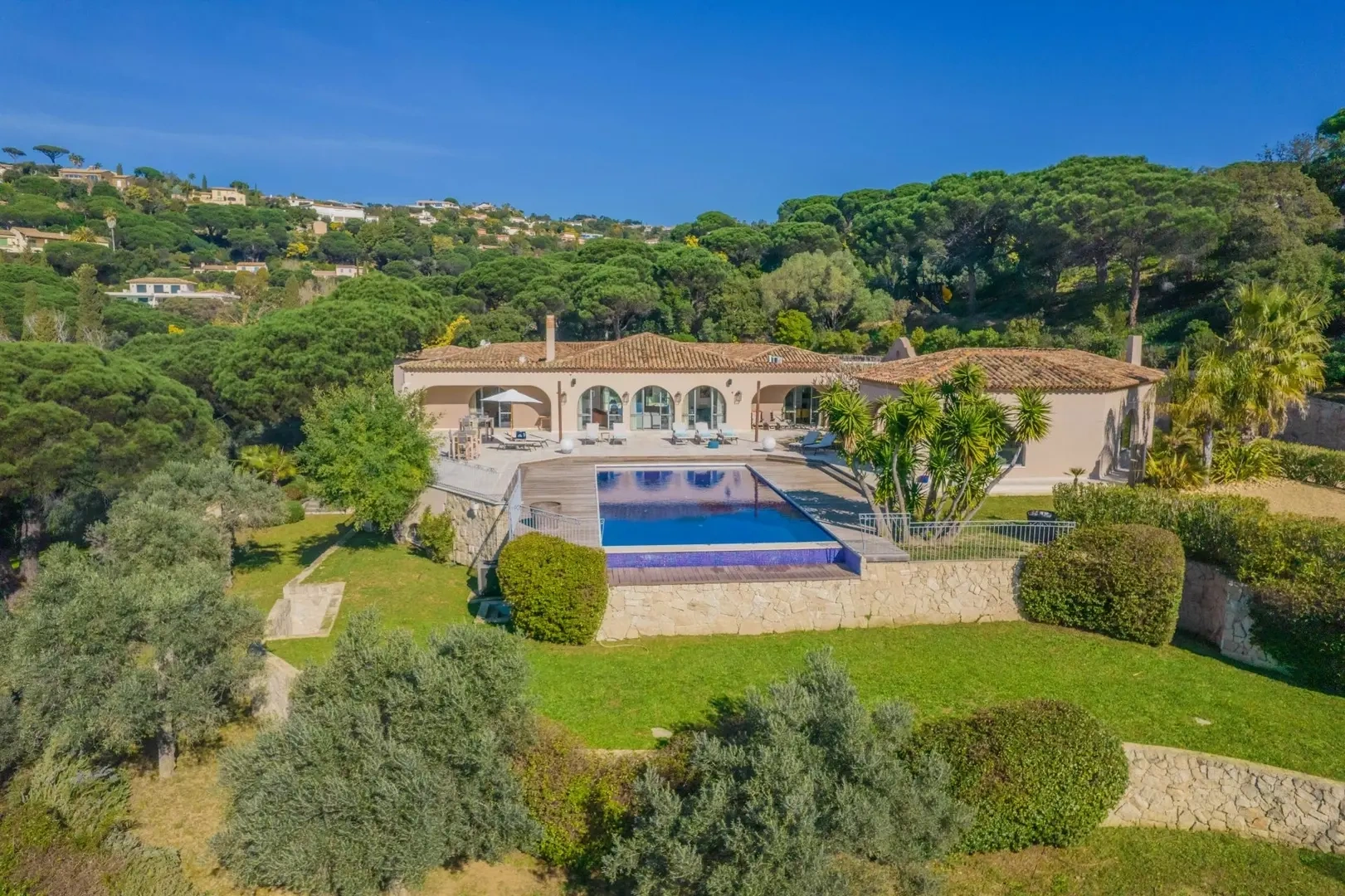 2 - verkoop huis uitzicht op zee sainte-maxime var frankrijk