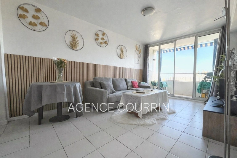 Apartamento con 2 dormitorios
