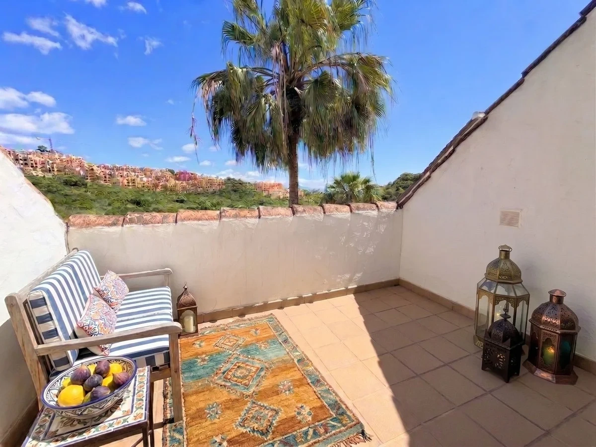 1 - sea view apartment for sale in la duquesa andalusia spain