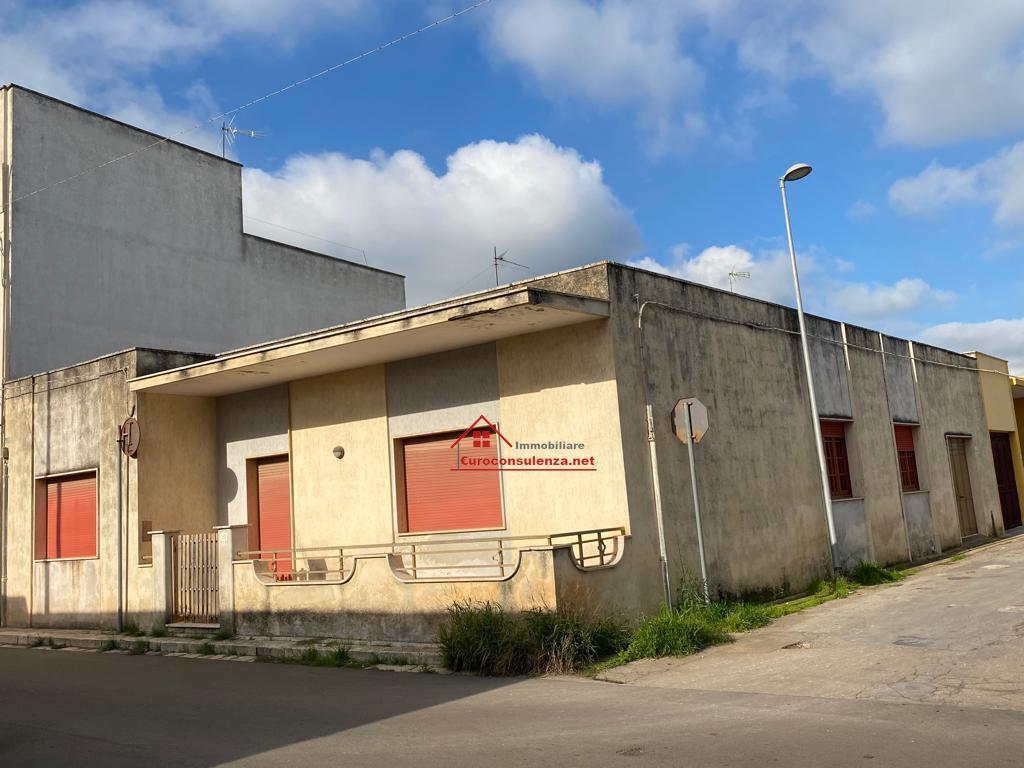 1 - verkoop huis melissano apulia italië