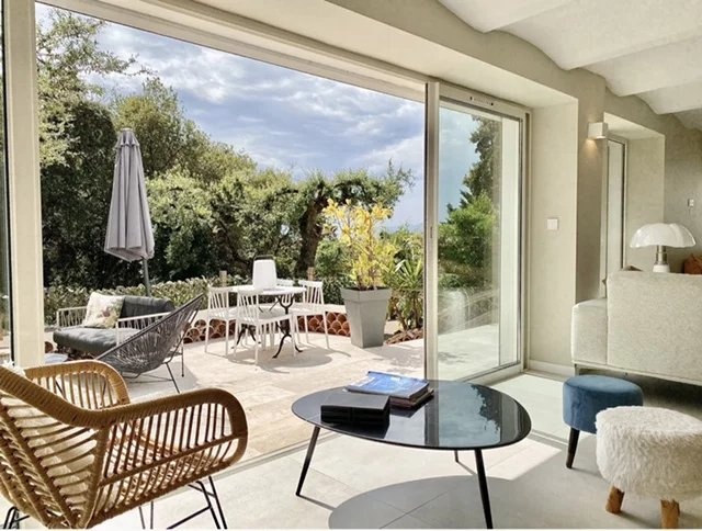 1 - sea view apartment for vacation rentals in cannes alpes-maritimes france