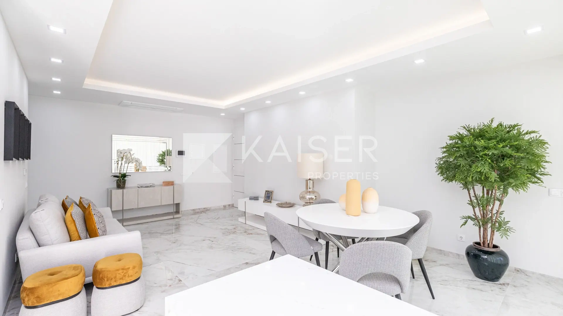 Apartamento vista al mar con piscina