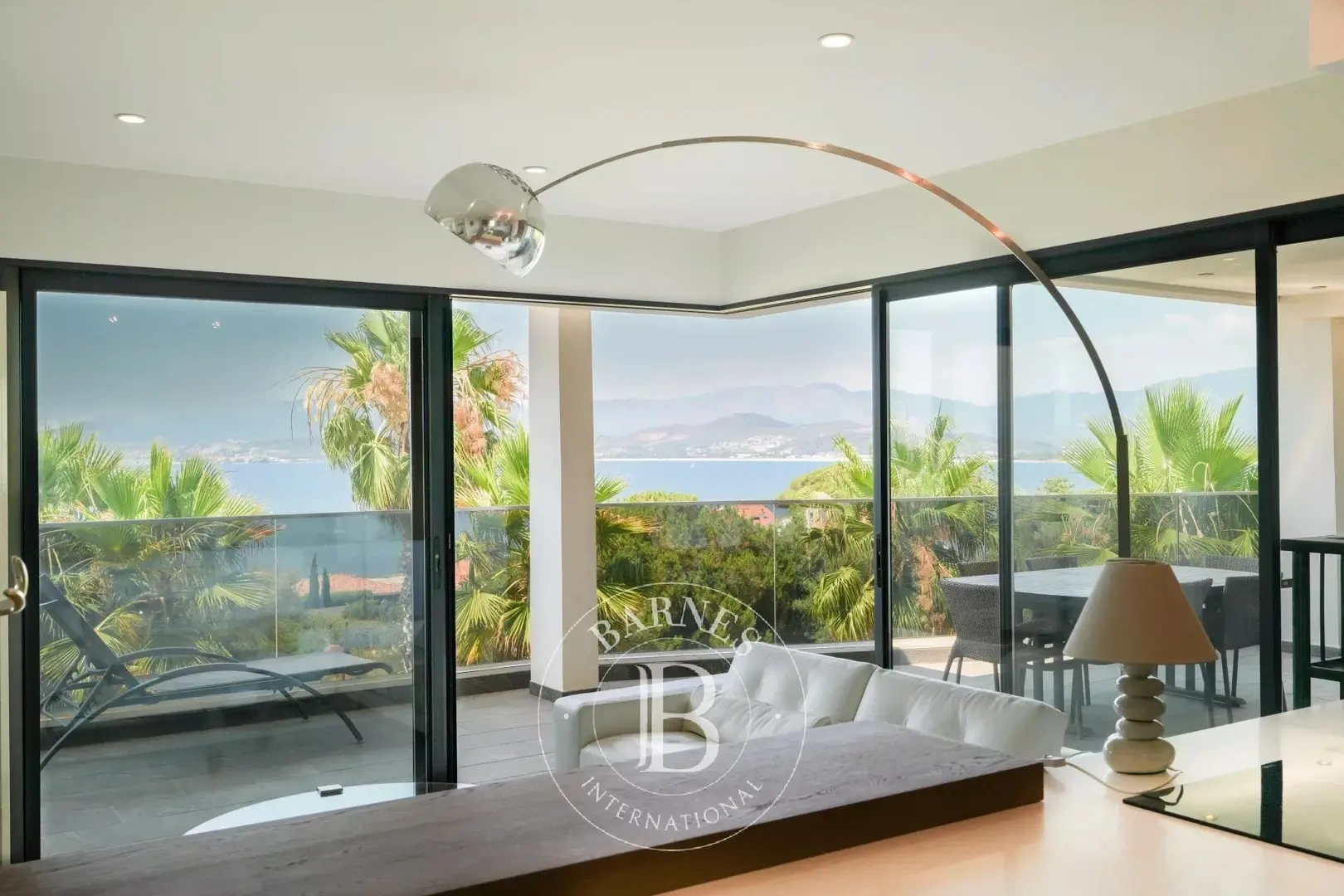 2 - venta apartamento vista al mar porticcio córcega del sur francia
