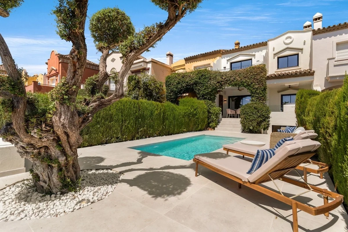2 - venta casa a pie de playa nueva andalucia andalucía españa