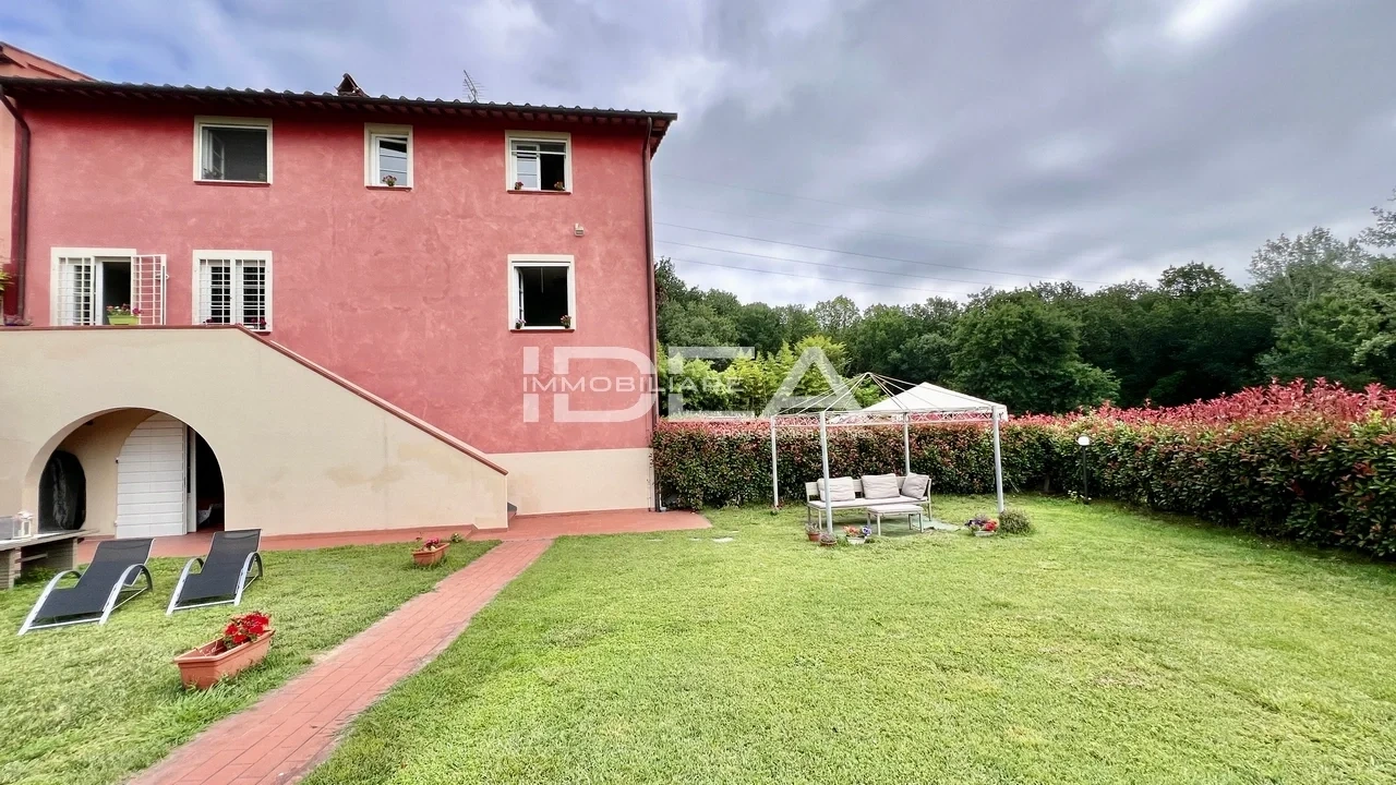 1 - venta casa capannori toscana italia