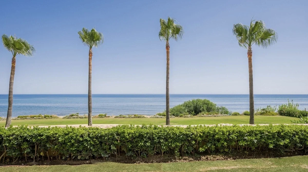 2 - venta apartamento frente al mar estepona - costa del sol andalucía españa