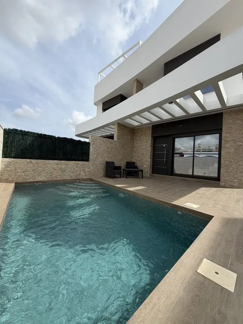 2 - venta villa los montesinos comunidad valenciana españa