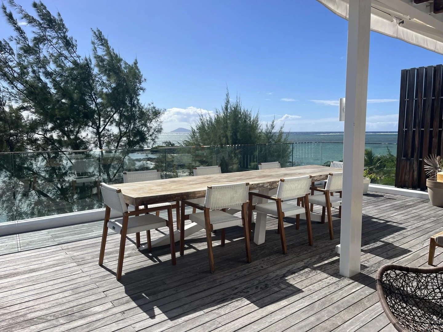2 - waterfront house for sale in grand gaube rivière du rempart mauritius