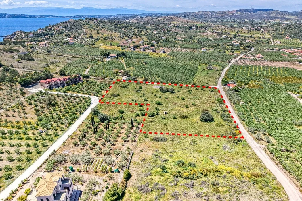 2 - verkoop terrein porto cheli peloponnesos griekenland