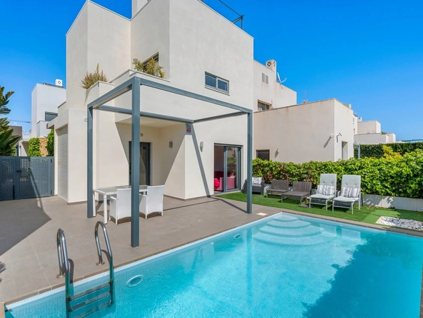 1 - verkoop villa rojales valencian community spanje
