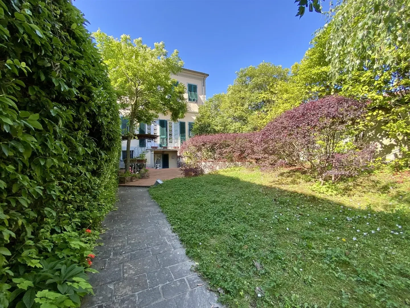 2 - vendita villa lucca toscana italia