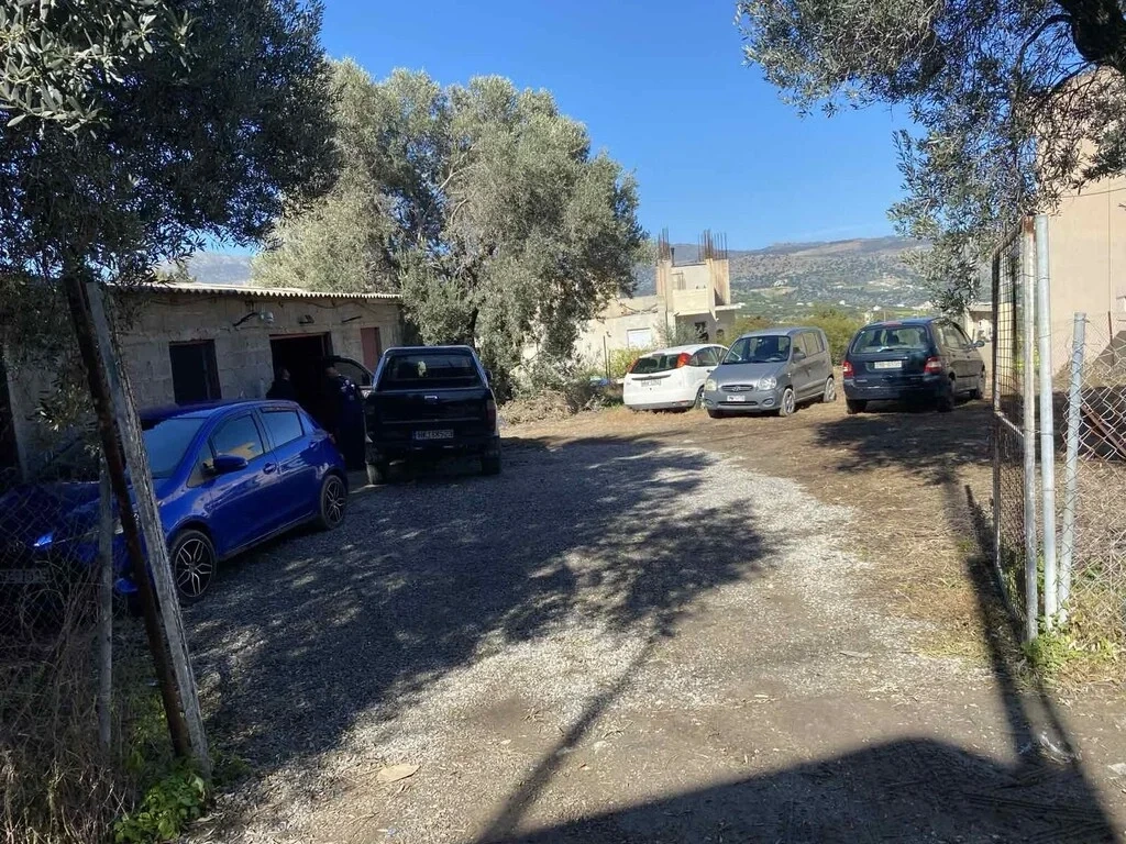 2 - venta terreno áno kalésia creta grecia