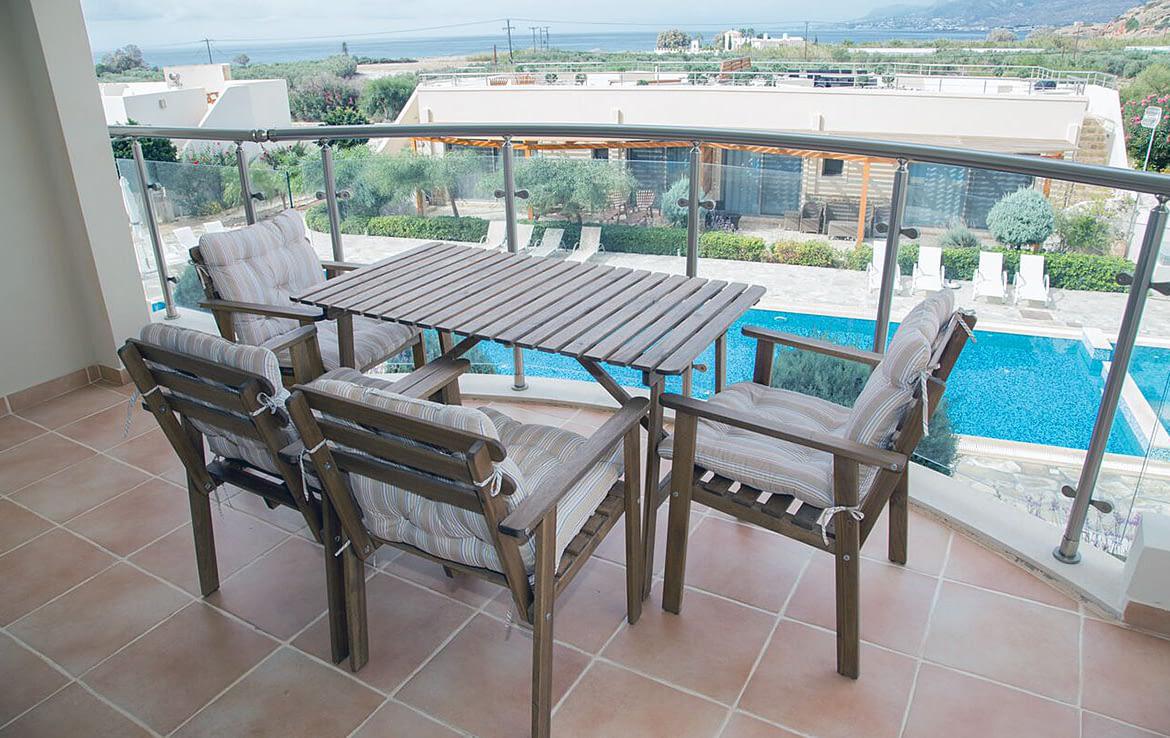 2 - venda casa frente ao mar makry-gialos creta grécia