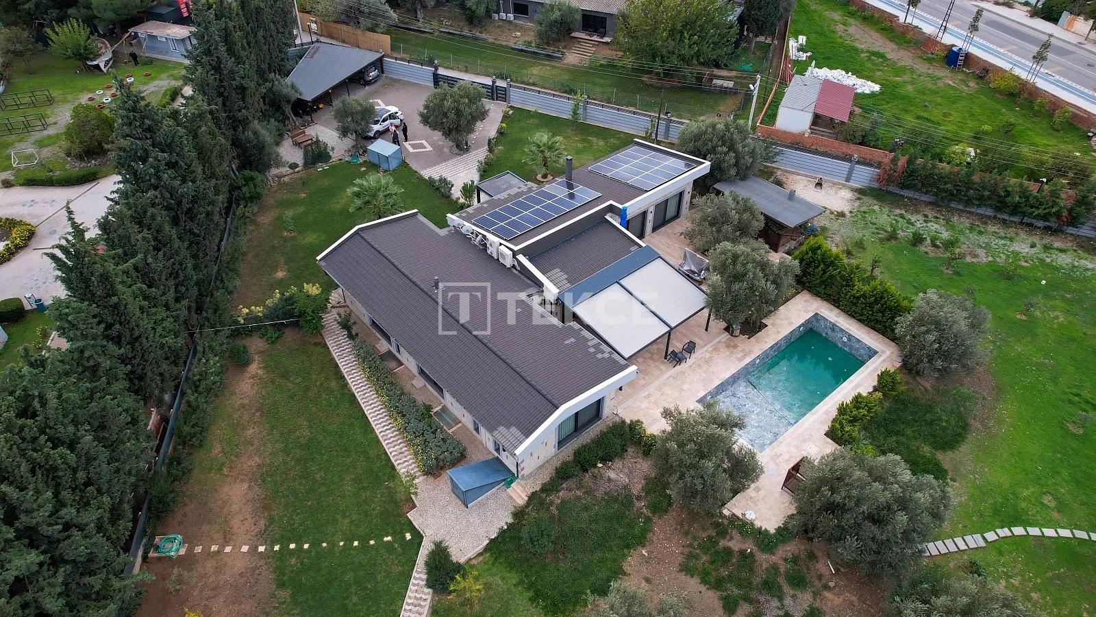 1 - house for sale in güzelbahçe i̇zmir turkey