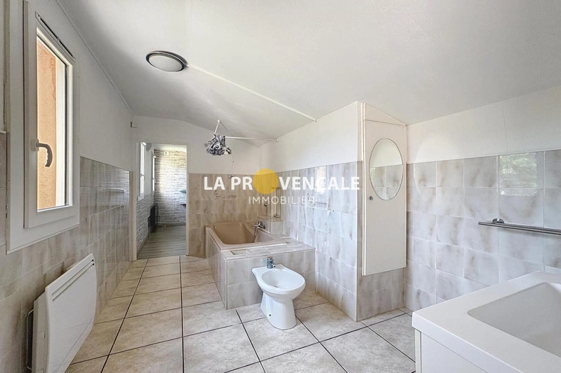 2 - house for sale in trets bouches-du-rhône france