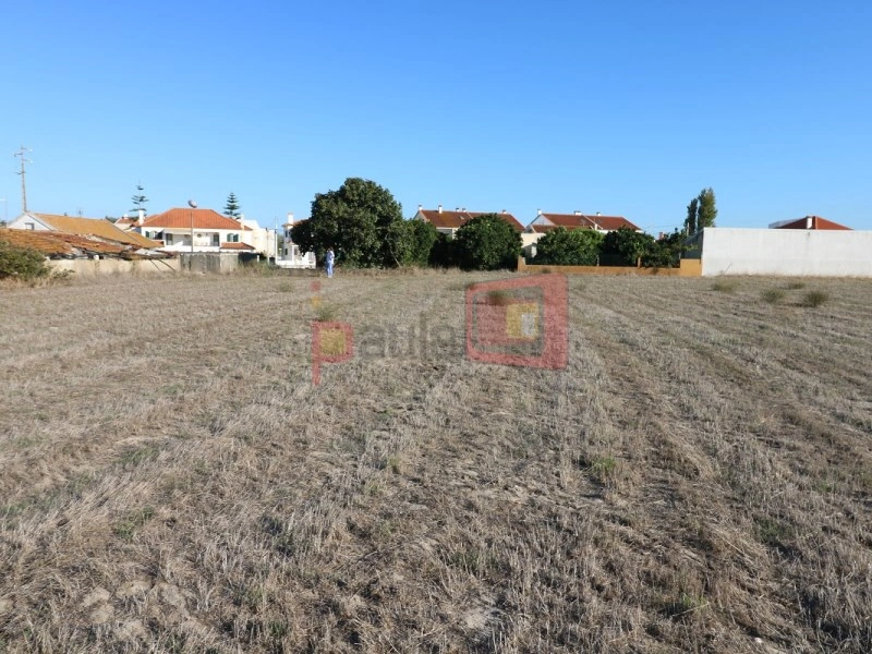 2 - venta terreno sarilhos grandes región de lisboa portugal