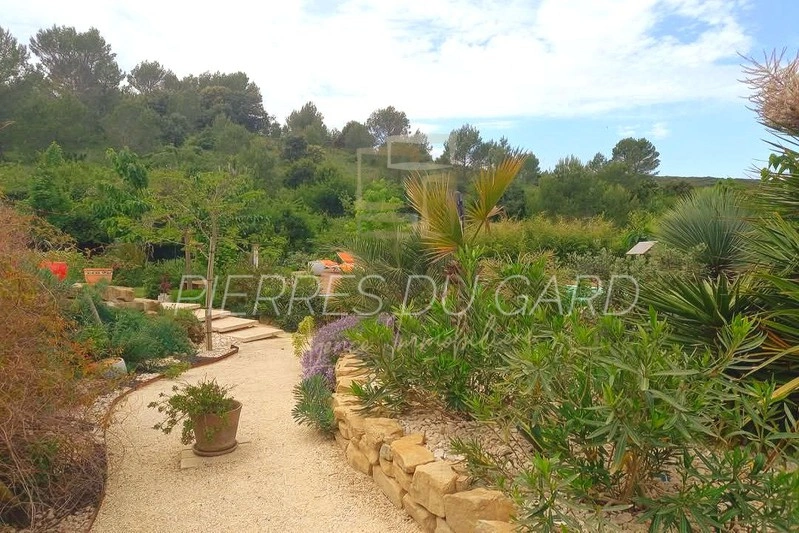 2 - venta casa rousson gard francia