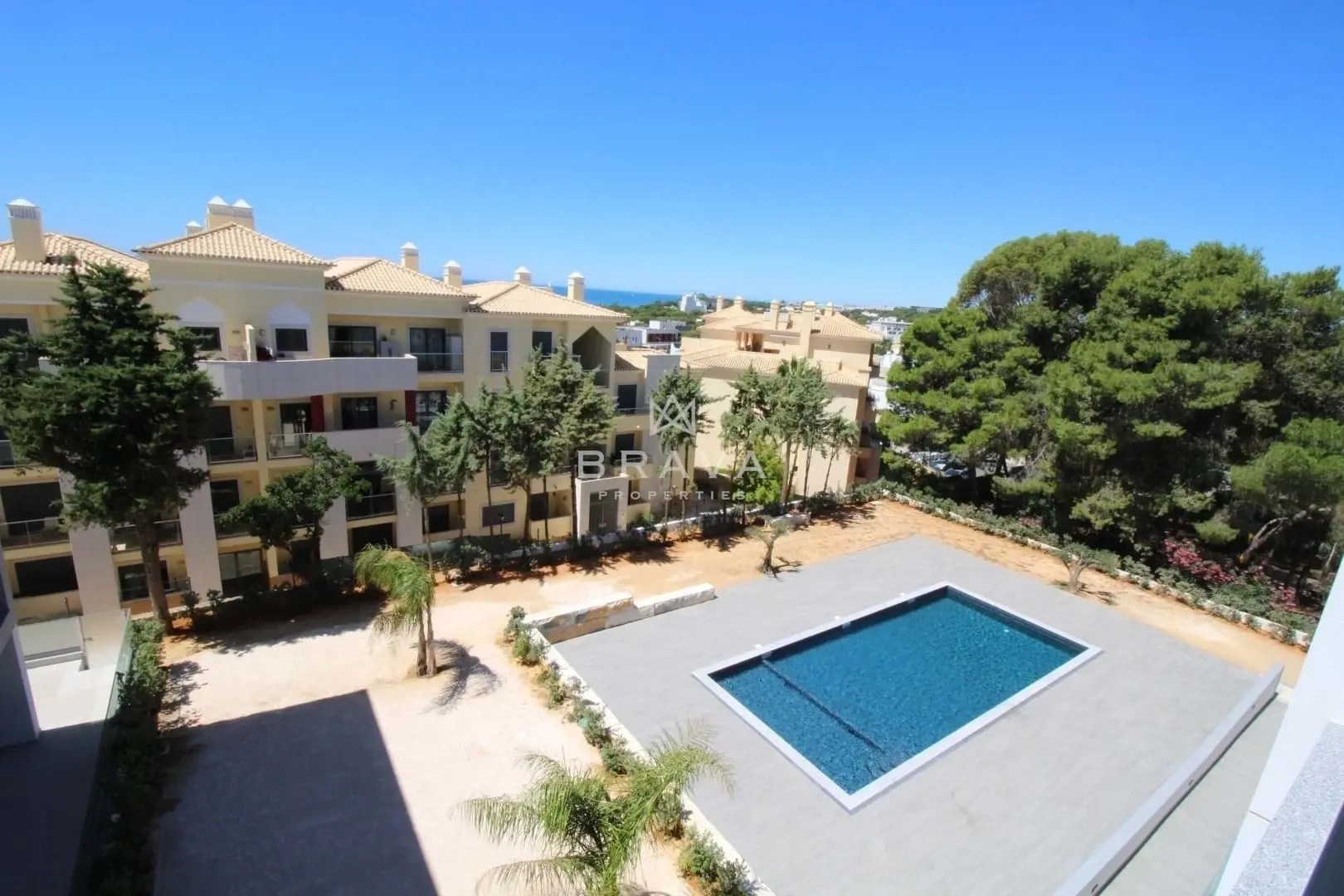 1 - venda apartamento vista de mar olhos de água algarve portugal