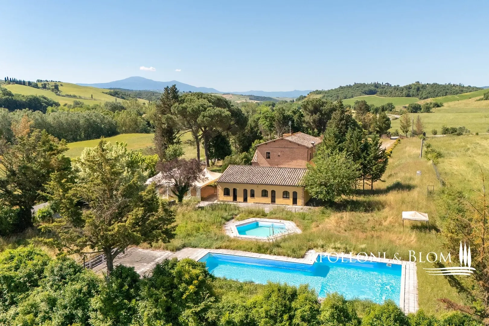 2 - estate for sale in montalcino tuscany italy