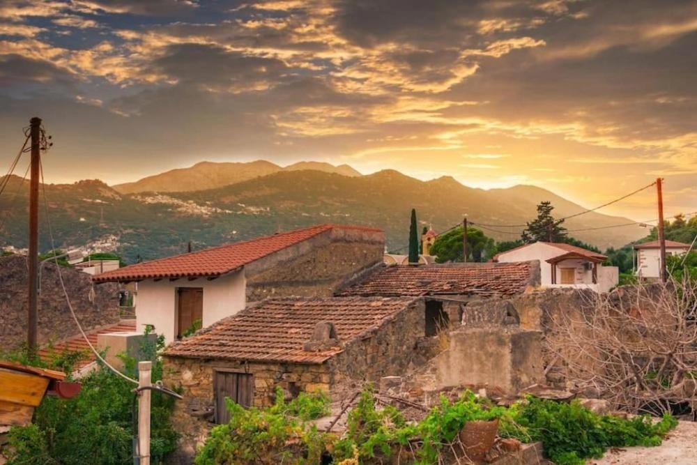 2 - vendita casa kastélli (neapoli) creta grecia