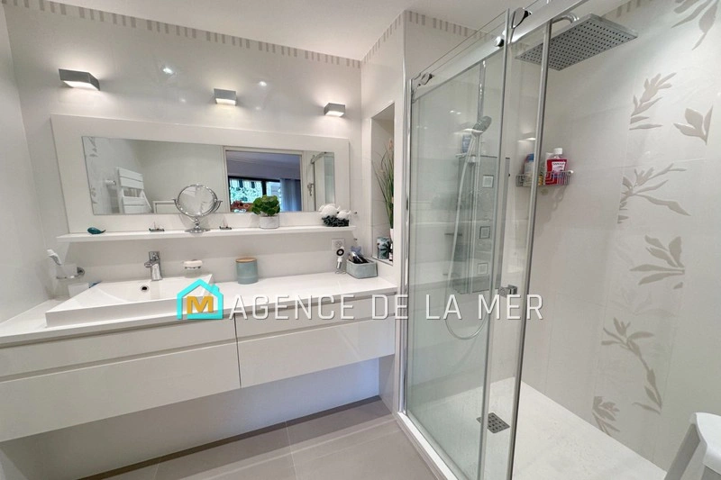 2 - vente appartement vue mer mandelieu-la-napoule alpes-maritimes france