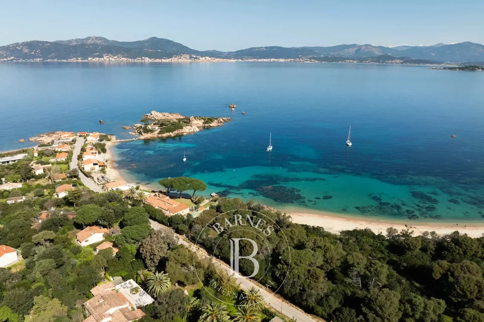 2 - venta casa vista al mar porticcio córcega del sur francia
