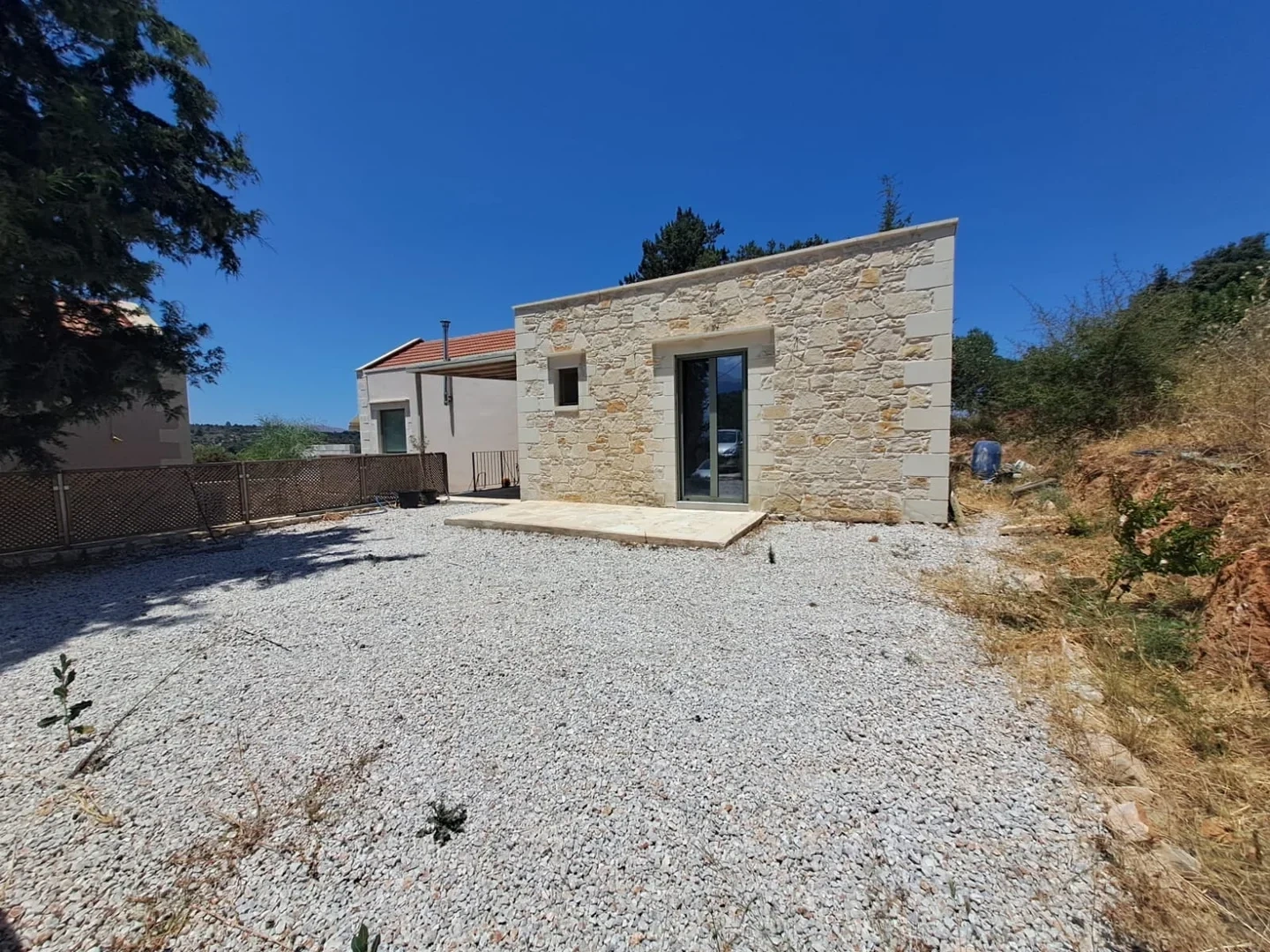 2 - house for sale in vámos crete greece