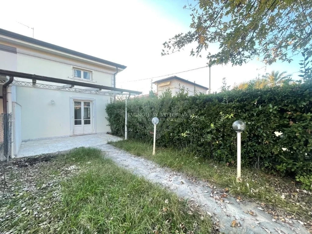 1 - vente maison plage à pied pietrasanta toscane italie