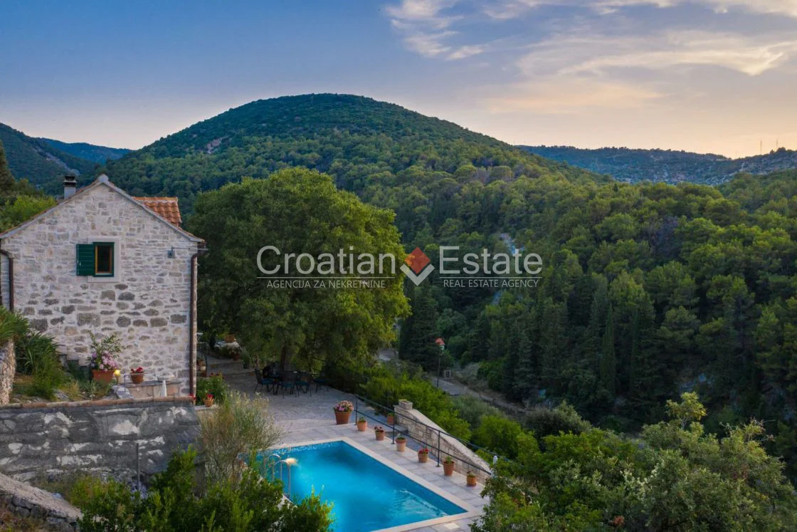2 - vendita casa vista mare brač spalatino-dalmata croazia