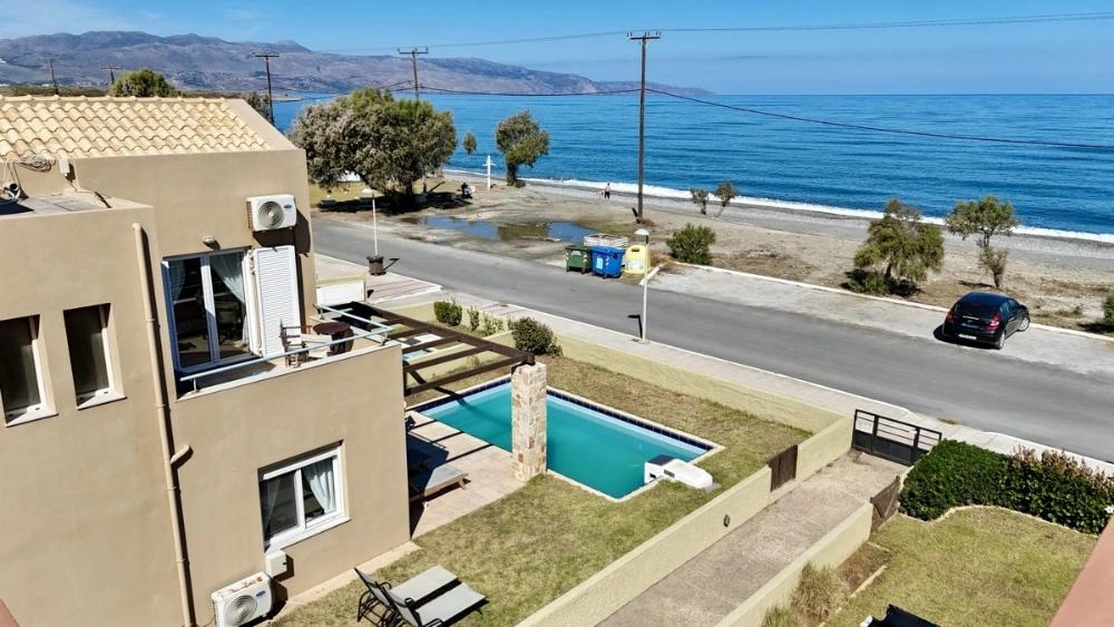 1 - vendita casa fronte mare platanias creta grecia