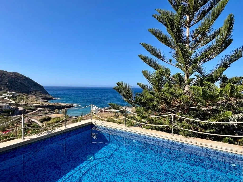 1 - vente villa vue mer mókhlos crète grèce