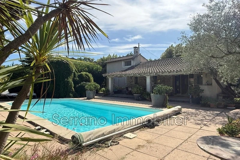 1 - house for sale in eyragues bouches-du-rhône france