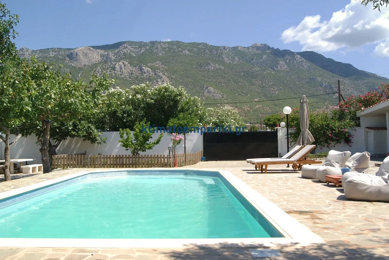 2 - venta casa frente al mar loutráki peloponeso grecia