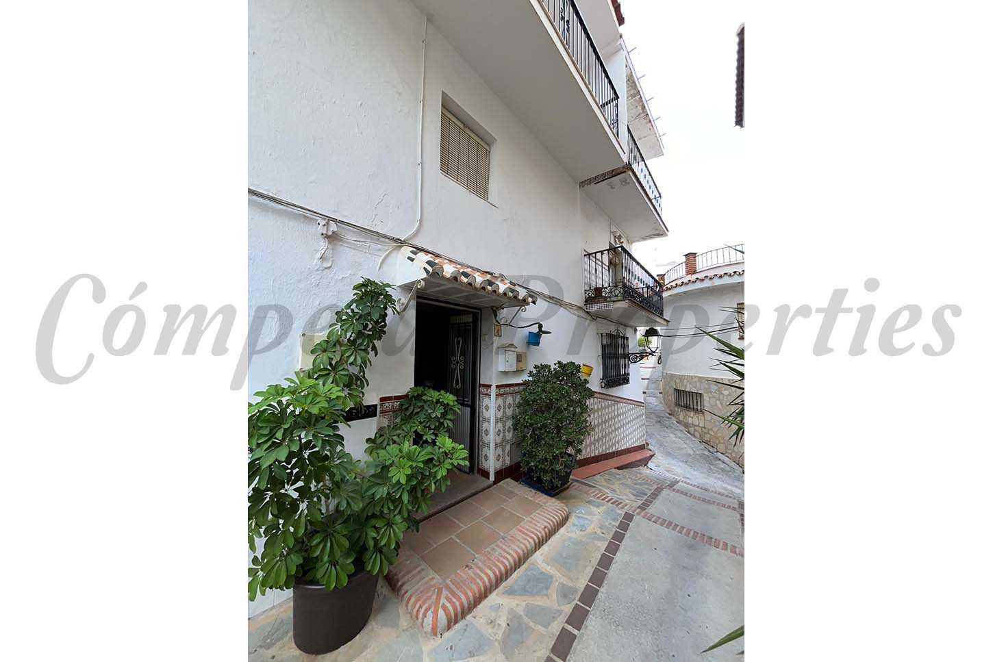 1 - vente maison arenas de velez andalousie espagne