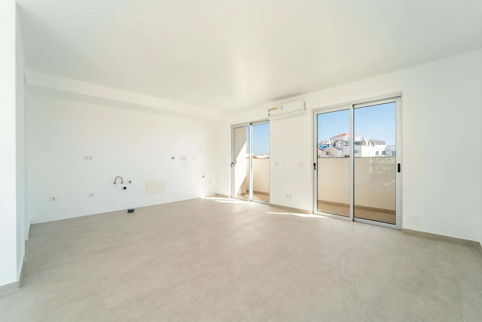 2 - apartment for sale in carvoeiro algarve portugal