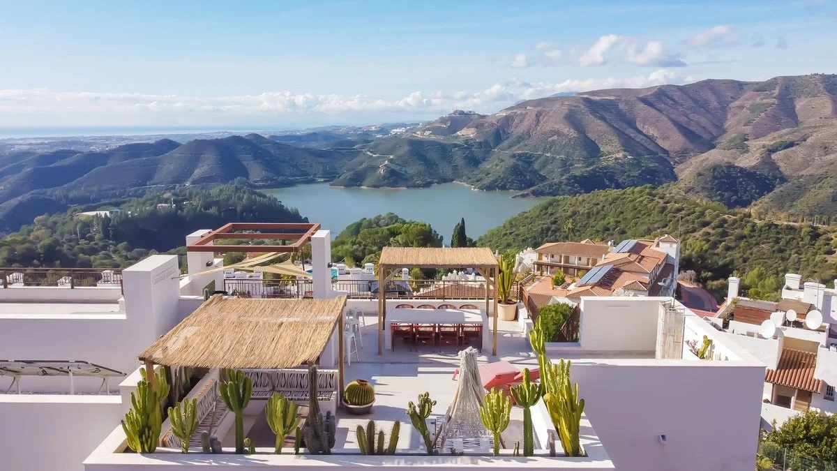 1 - venta apartamento istan andalucía españa