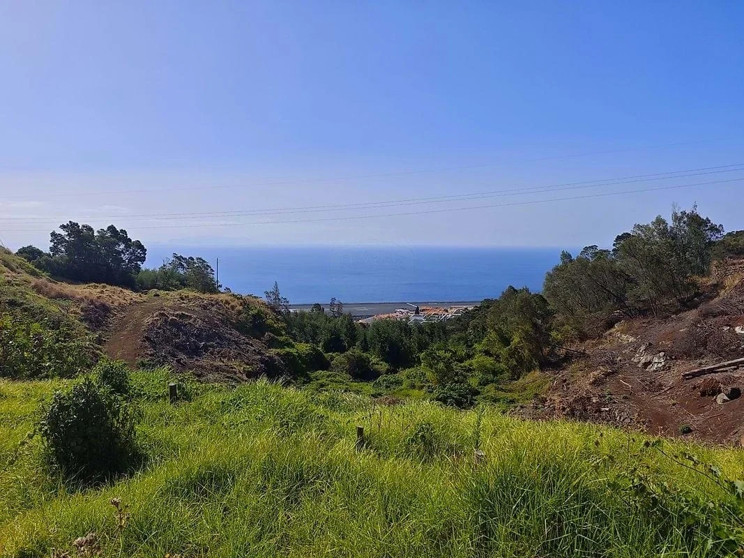 1 - verkoop terrein machico madeira portugal