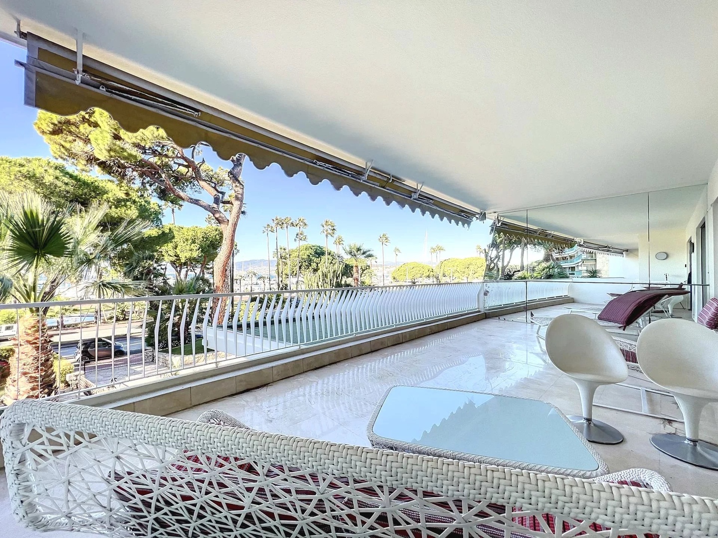 1 - sea view apartment for vacation rentals in cannes alpes-maritimes france